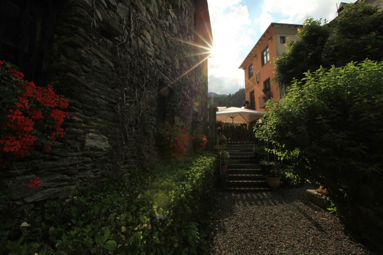 Hotel Poldo La Guingueta D'Aneu エクステリア 写真